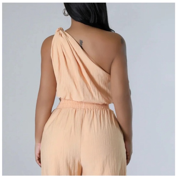 Peach short set - Picture 2 of 3